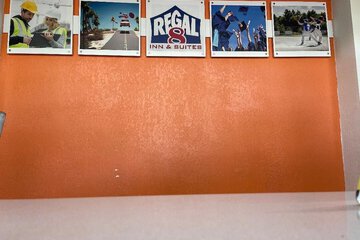 REGAL 8 INN & SUITES