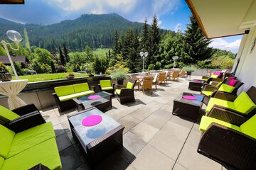 Sundeck