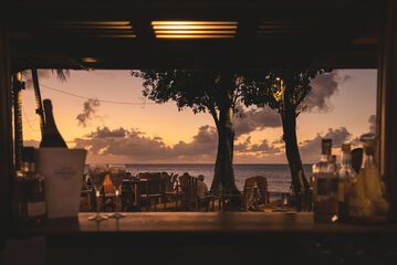 Beach bar