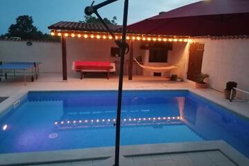 Photo 32