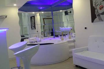 Jetted tub