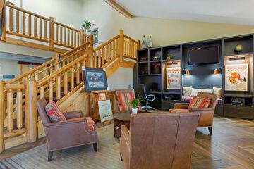 Hotel Interior 7 of 50