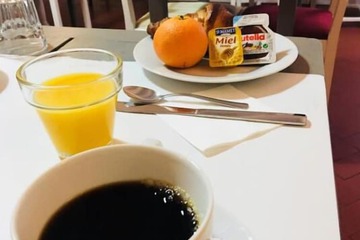 Breakfast meal