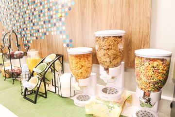 Breakfast/Coffee Service 31 of 34