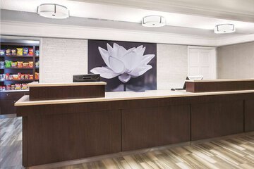 Hotel Interior 10 of 39