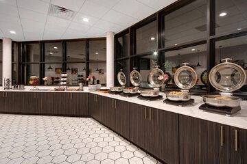 Breakfast/Coffee Service 71 of 77