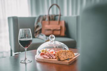 Room amenity