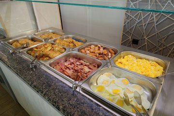 Breakfast buffet