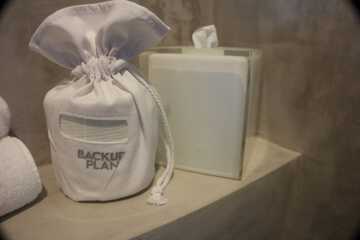 Bathroom amenities