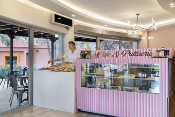 Cafe