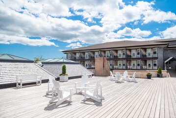 Sundeck