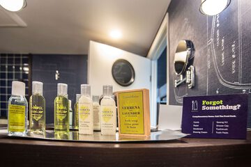 Bathroom amenities