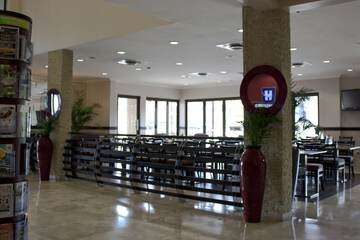 Food court
