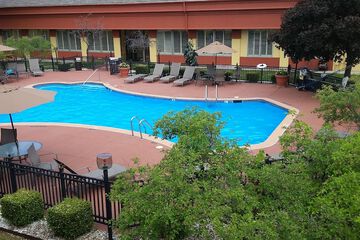 Pool 6 of 61