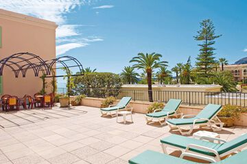 Sundeck