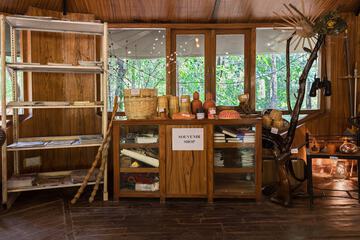 Gift shop