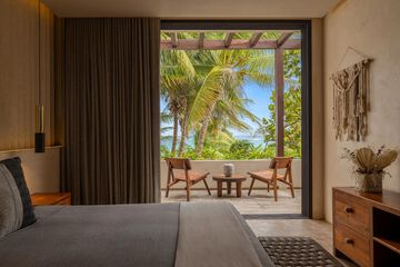 Beach/ocean view