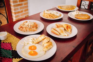 Breakfast meal