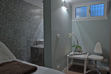 Treatment room