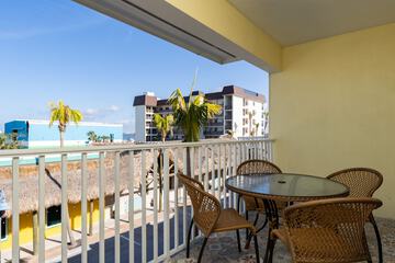 Terrace/Patio 310 of 345