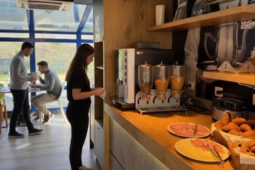 Breakfast area