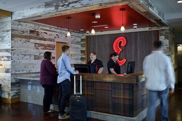 Check-in/check-out kiosk