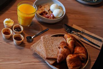 Breakfast area