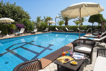 Rooftop pool