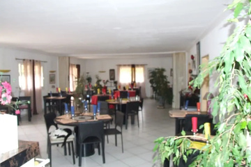 restaurant