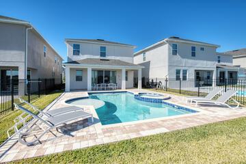 Private pool