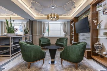 Hotel Elkhart Tapestry Collection by Hilton