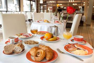 Breakfast area