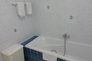 Photo 33