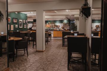 Breakfast area