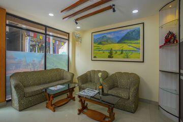 Lobby sitting area