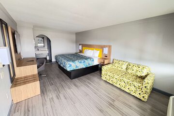 Room 25 of 26