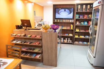 Snack bar