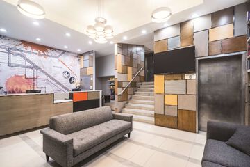 Hotel Interior 8 of 29