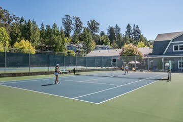 Tennis court