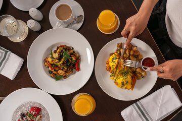 Breakfast meal