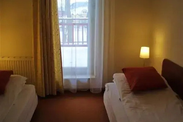 guest_rooms