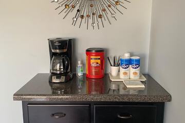 Breakfast/Coffee Service 18 of 21