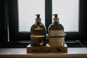 Bathroom amenities