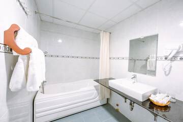 Bathroom shower