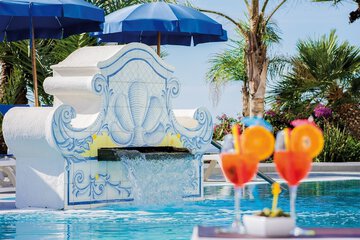 Pool waterfall