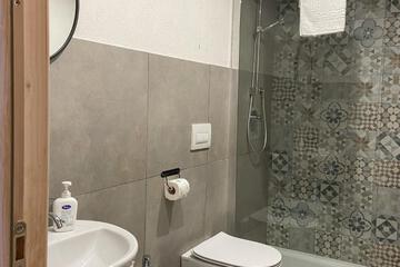 Photo 49