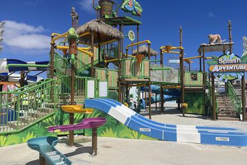Aqua center
