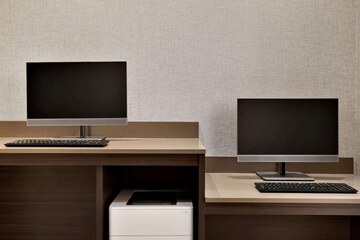 Business Center 33 of 33