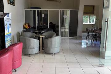 Photo 32