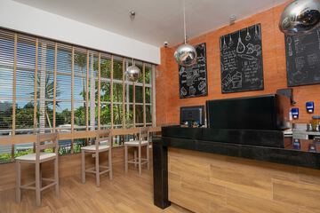 Coffee shop